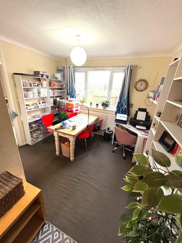 3 bed house to rent in Green Lane, St. Albans, AL3 - Photo 5