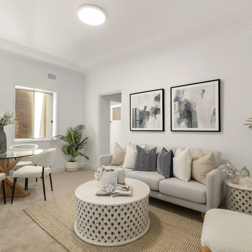 Rare Trophy Apartment on Harbourfront Reserve - Photo 1