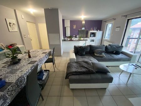 APPARTEMENT T3 A LOUER - Photo 2