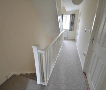 3 bedroom semi-detached house to rent - Photo 5