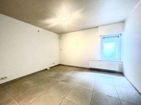 Appartement te huur - Photo 2