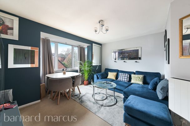 Greyhound Road, Sutton - Photo 1