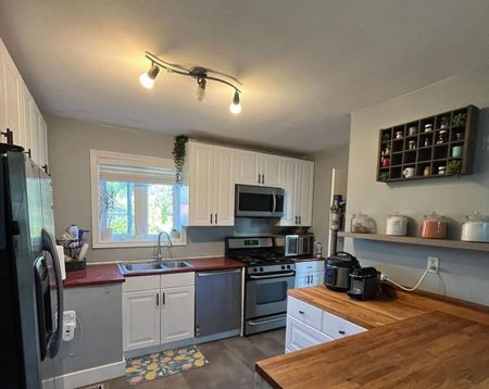 For Lease - 98 Flora Drive, Toronto, Ontario - Photo 5