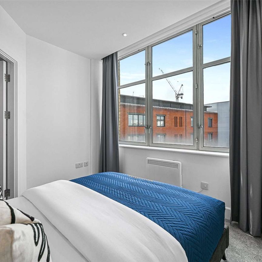 West Smithfield, London, EC1A 9HZ - Photo 1