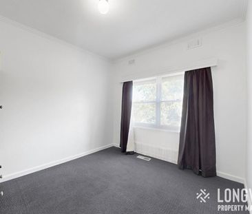 Family Home in Prime Mount Waverley Location - Photo 6