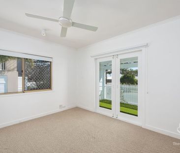 Beachside Living - $2600 per week - Photo 5