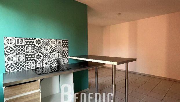 LONGEVILLE LES METZ - F2 - CUISINE EQUIPEE - PARKING SS/SOL - Photo 1