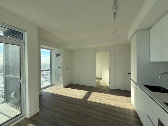 For Lease - 8 Interchange Way Unit# 2109, Vaughan, Ontario - Photo 1