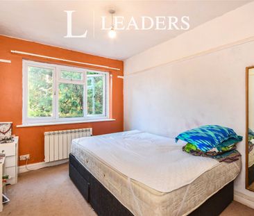 2 bedroom apartment to rent Burford Court, 2 Manor Road, Bournemout... - Photo 6