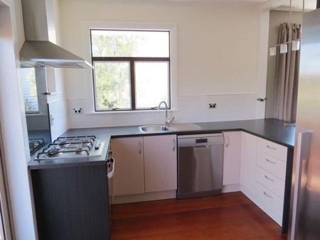 4 Awanui Street, Merrilands, New Plymouth - Photo 3