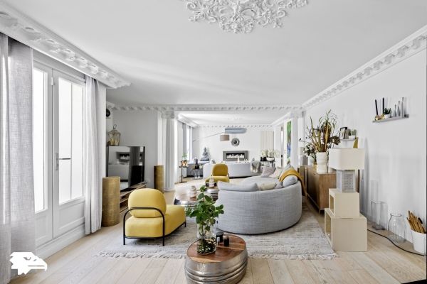 Maison à louer à Paris 10Ème - Photo 1