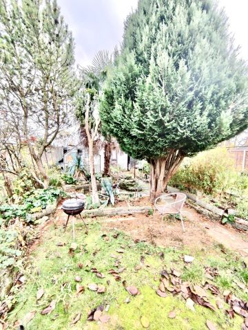 4 Bed Semi-Detached House, Galpins Road, CR7 - Photo 2