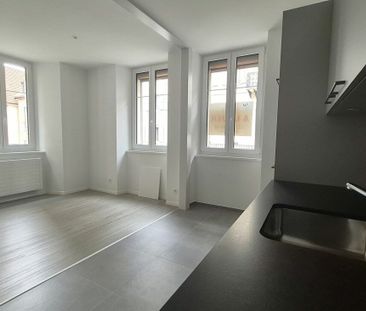 Appartement de 2.5 pièces entièrement rénové - Photo 5