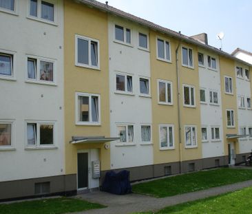 Ideal für die kleine Familie oder Paare! 3-ZKB-Wohnung in schönem W... - Photo 1