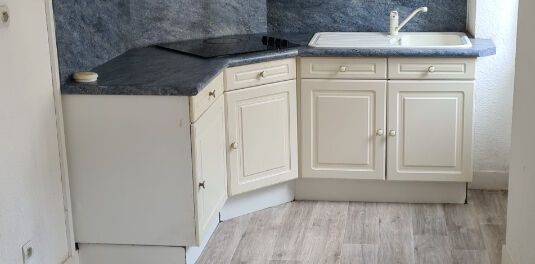 Location Appartement 2 pièces 20m² - Photo 2