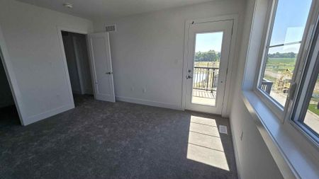 For Lease - 79 Cygnet Drive, Stratford, Ontario - Photo 3