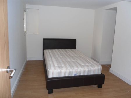 Crwys Road, Cathays, Cardiff - Photo 3