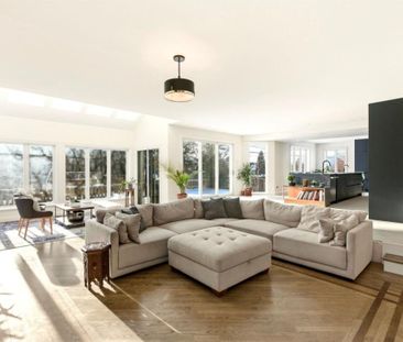 Maison à étages à louer - Brossard (Noms de rues (R)) - Photo 2