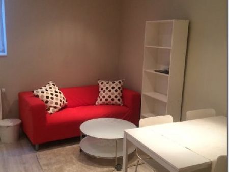 ETTERBEEK : STUDIO LOCATION 6 MOIS - Etterbeek - Foto 2