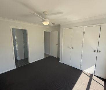 FOUR BEDROOM FAMILY HOME - Photo 2