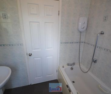2 bedroom semi-detached house to rent - Photo 6