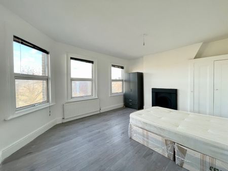 2 Bed Maisonette, Whitehorse Road, CR0 - Photo 4