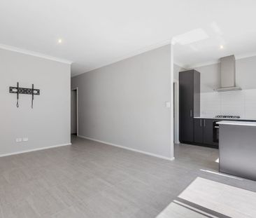 FOR RENT – $550 per week I Available Now - Photo 1