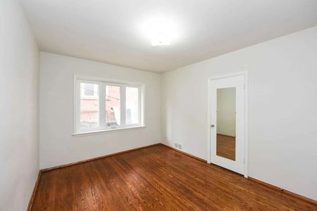 For Lease - 90 Centre Avenue, Toronto, Ontario - Photo 2