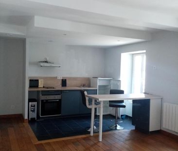 A LOUER APPART T2 MEUBLE - Photo 2