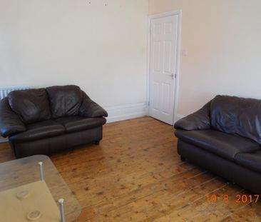 4 bedroom maisonette to rent - Photo 4