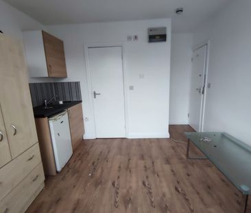 Studio Flat, The Avenue, N17 - Photo 3