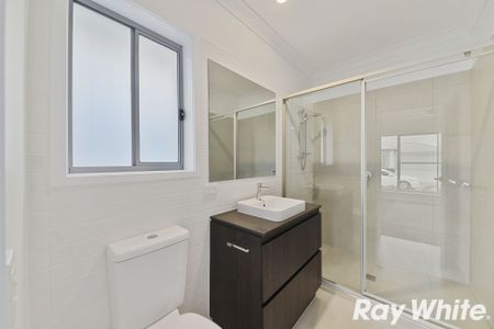 Large Family Home - Photo 2