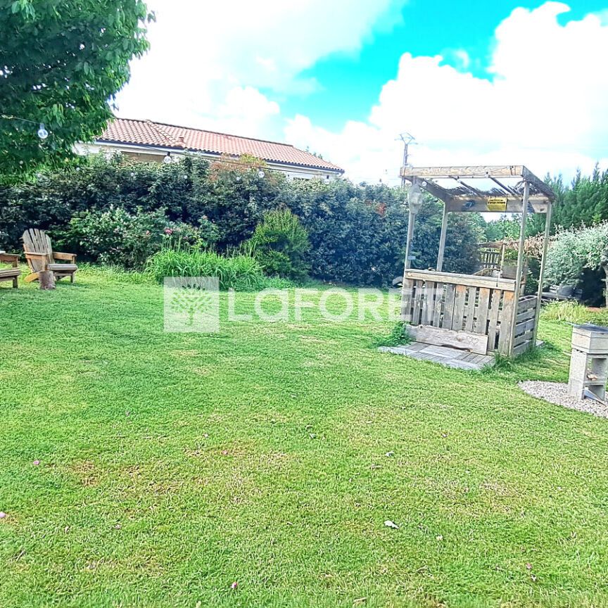Maison T6 SAINT URCISSE à louer - Photo 1