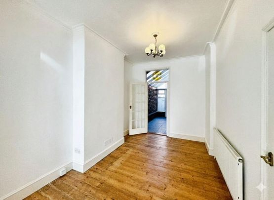 3 Bed Terraced House, Brookhouse Street, LE2 - Photo 1