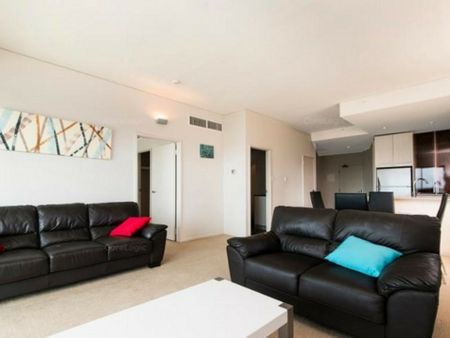 Furnished 15th Floor - Absolutely Amazing - Photo 4