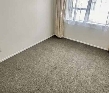 Freshly Renovated 3-Bedroom Home - Don't miss out! - Photo 4