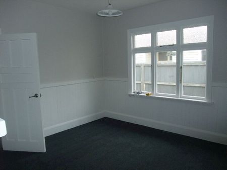 ADDINGTON – 4 BEDROOM, HEAT PUMP, CAT NEG, OSP - Photo 4