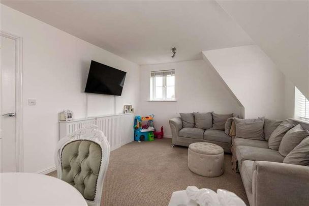 Mallard Crescent, Iwade, Sittingbourne, Kent, ME9 - Photo 1