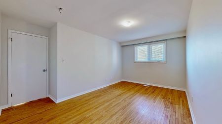 For Lease - 1210 Victoria Park Avenue, Toronto, Ontario - Photo 2