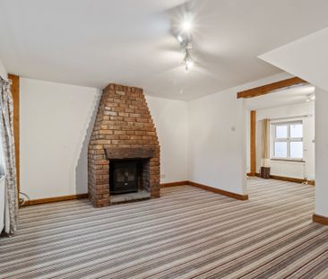 Higher Lane, Lymm - Photo 5