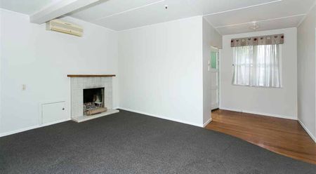 Charming Cottage - Photo 5