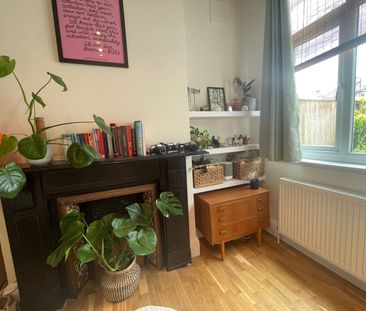 2 Bed Maisonette, Glenwood Road, SE6 - Photo 3