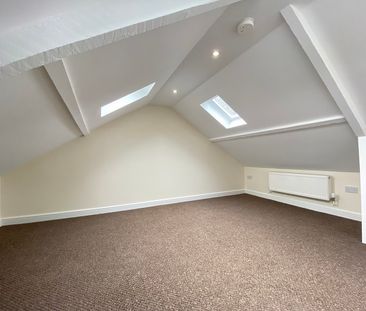 Brynaeron, Dunvant, Swansea, SA2 - Photo 1