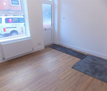 3 bed terraced to rent Third Avenue, DE7 - Photo 6