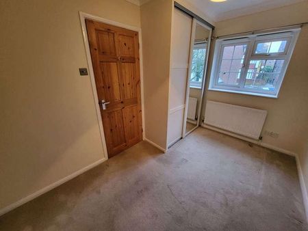 Luton, LU1 - Photo 4