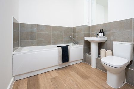 2 bedroom apartment to rent - Photo 3