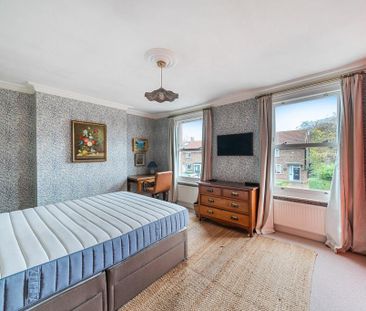 4 bedroom semi-detached house to rent - Photo 4