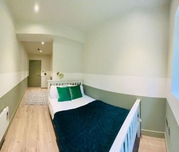 Room in a Shared House, Glenister Park Road, SW16 - Photo 5