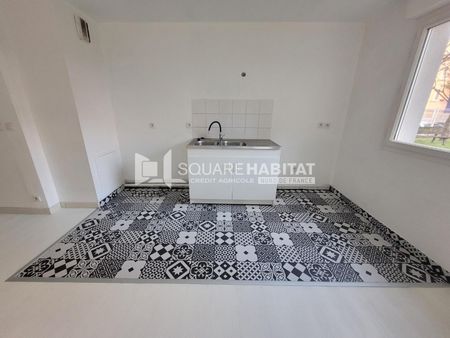 Location Appartement 2 pièces 58m² LILLE 59000 - Photo 3