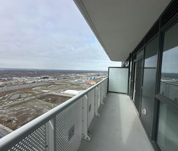 For Lease - 8 Interchange Way Unit# 4215, Vaughan, Ontario - Photo 5